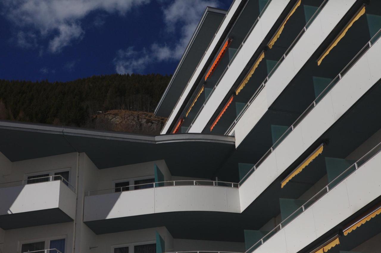 Z - Next Door To Therme * Vals